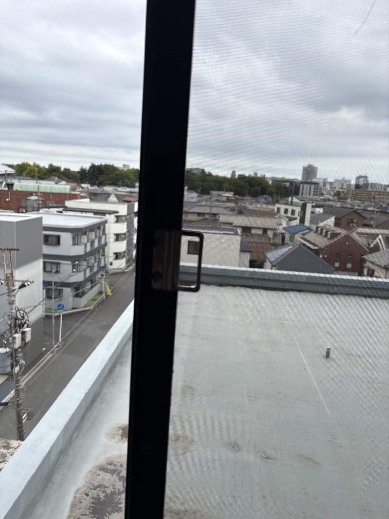千葉県千葉市中央区2DK 網戸パッキン交換後