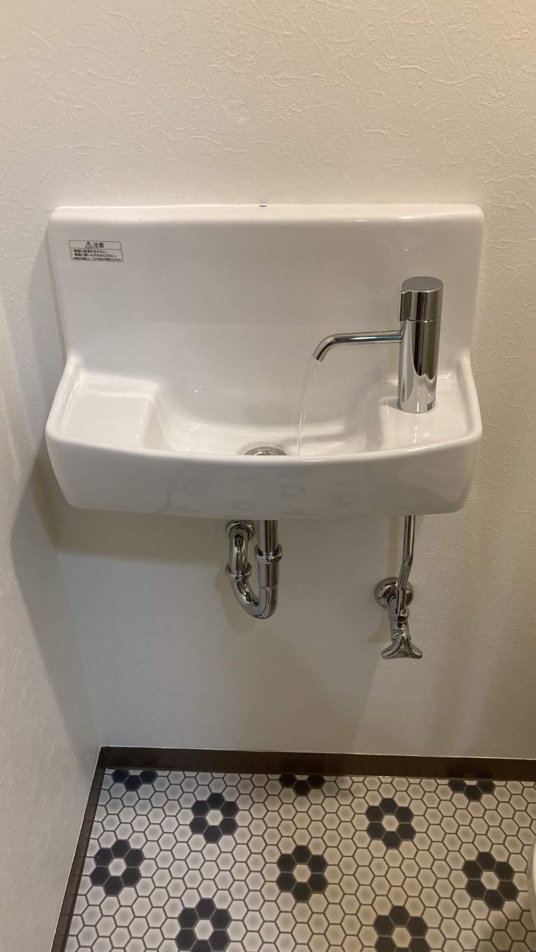 横浜市神奈川区3LDK　トイレ洗面交換後