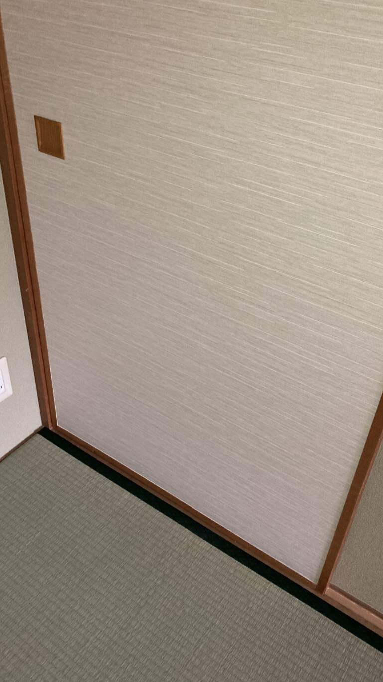 横浜市神奈川区3LDK　襖クロス貼替後